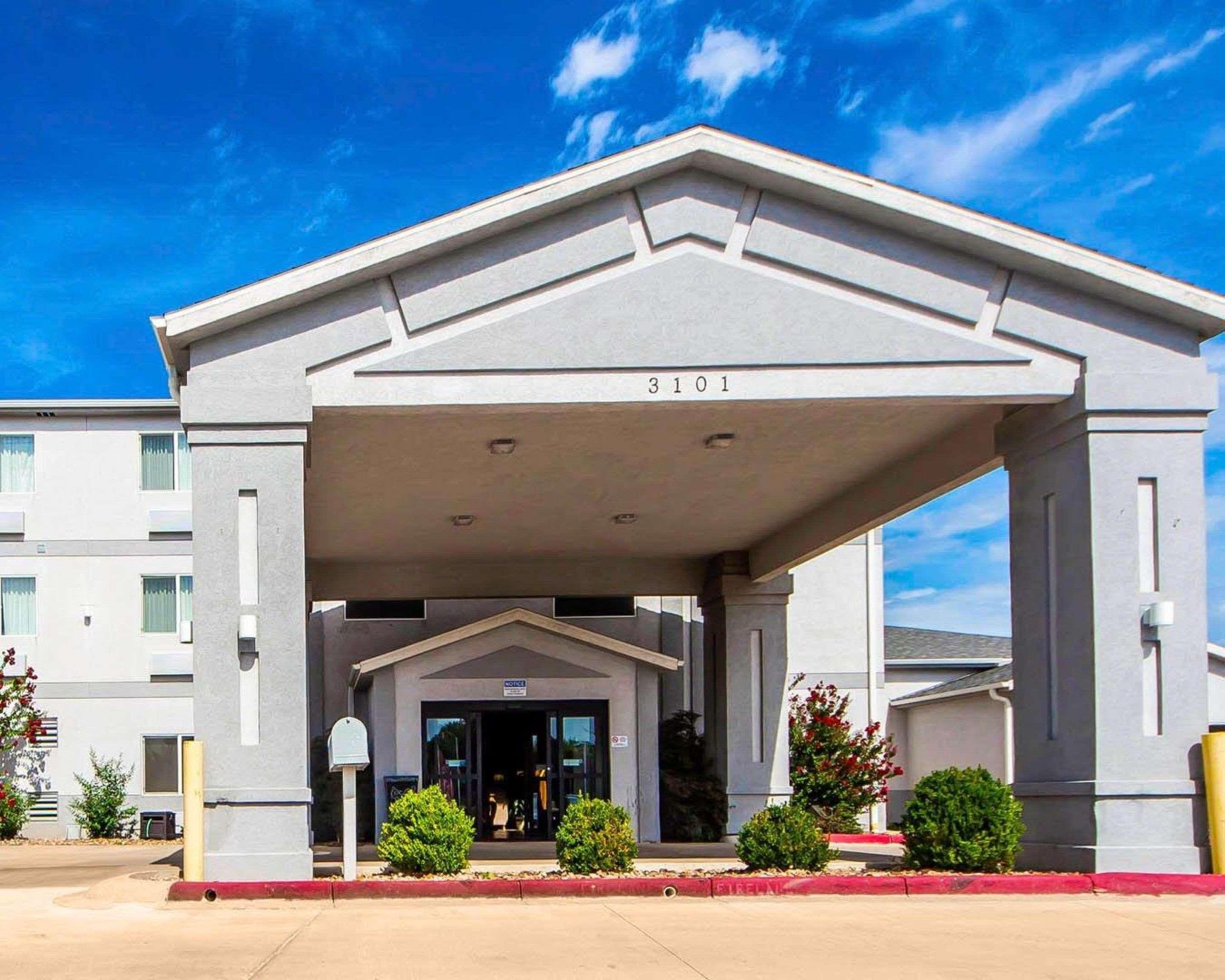 Comfort Inn & Suites Ponca City Near Marland Mansion Exterior foto